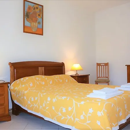 Апартаменты Aldeia Joinal - Swimming Pool - Free Wifi - By Bedzy Албуфейра