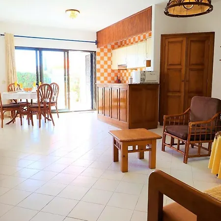 Апартаменты Aldeia Joinal - Swimming Pool - Free Wifi - By Bedzy Албуфейра